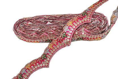 Thread Work Scallop Lace Border