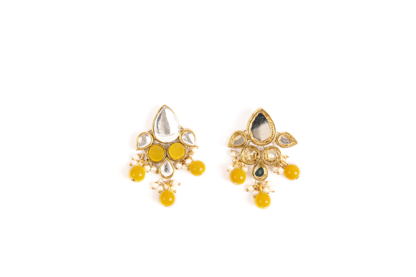 Elegant pearl and Kundan embellishment Buttons