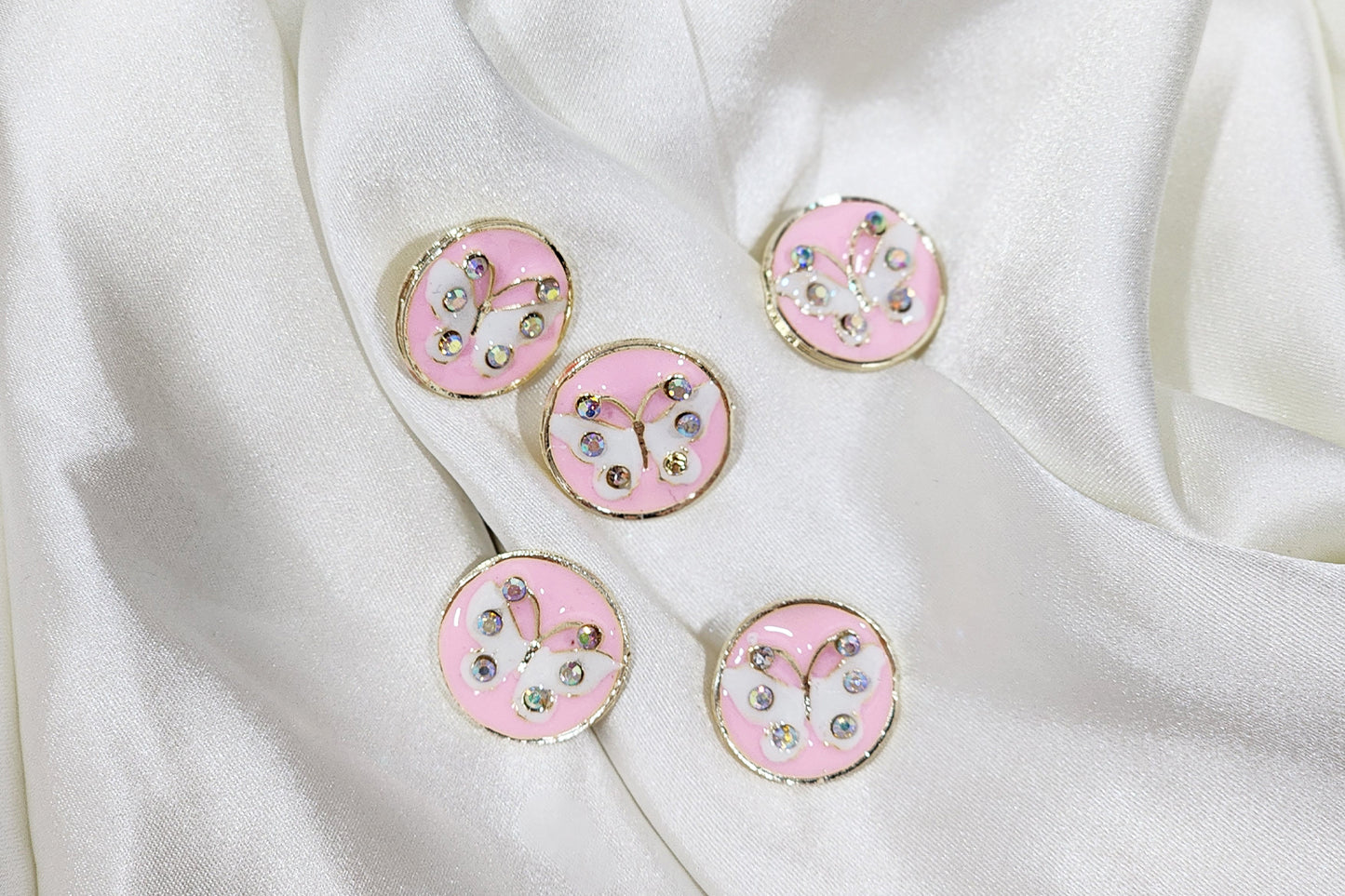 Round Shape Butterfly Print Buttons 5 Pieces