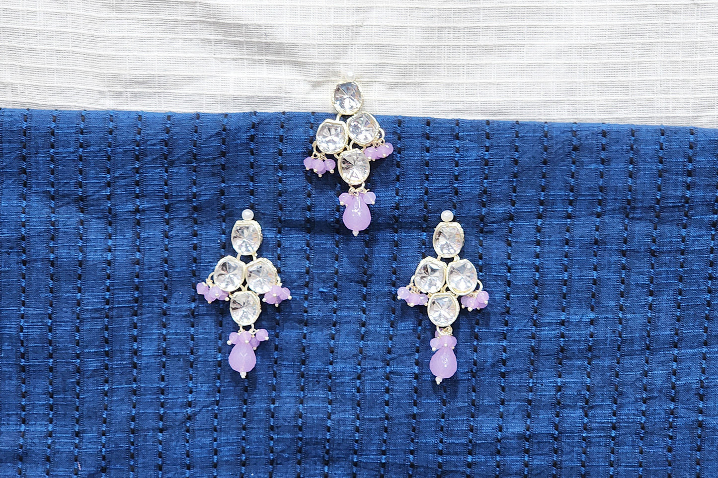Beautiful floral design with glass stone embellishment Buttons