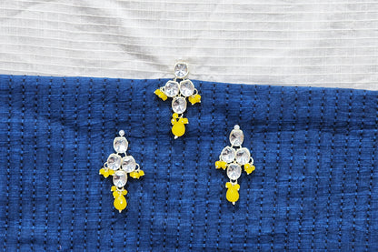 Beautiful floral design with glass stone embellishment Buttons