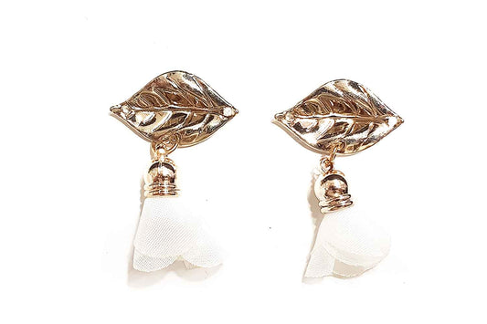 White color Hanging Style Fancy Buttons