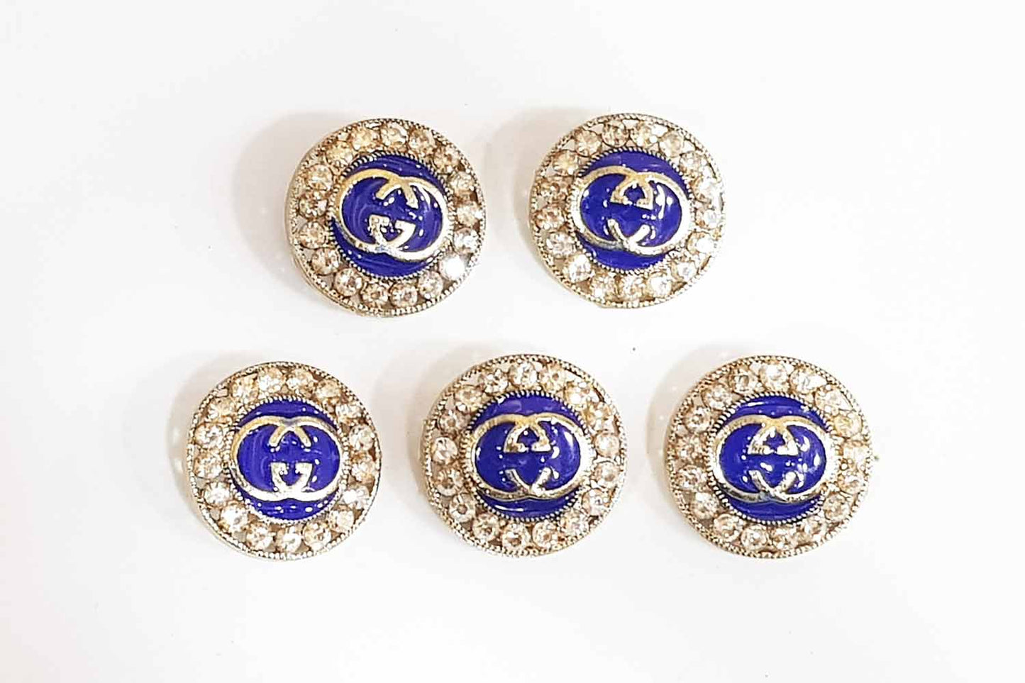 Traditional Mina Design with Elegant Detailing Buttons