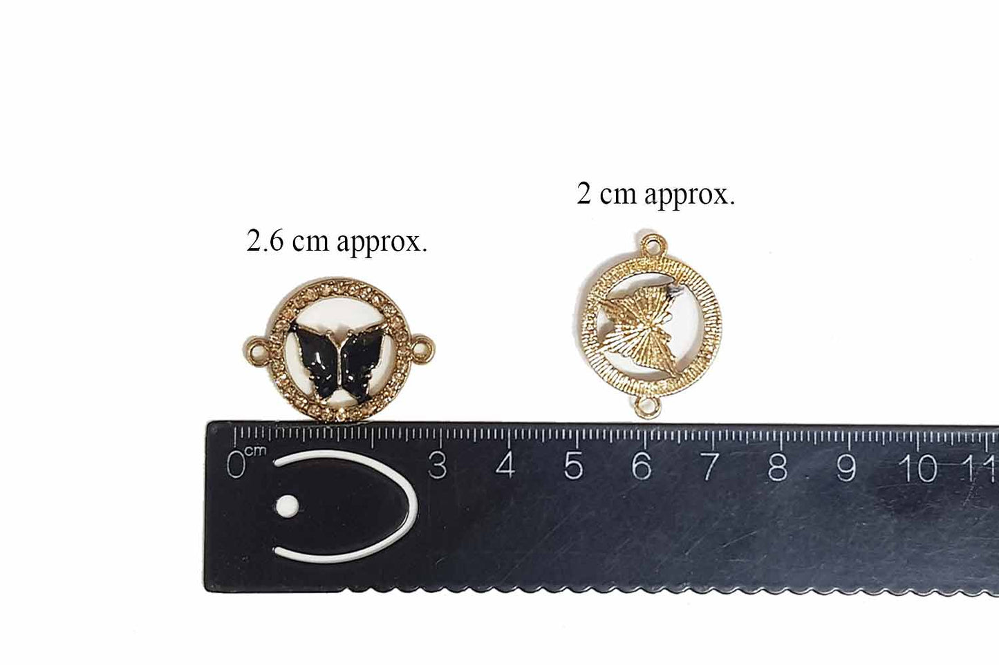 Round Shape Rhinestone Work Fancy Button/Charms