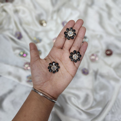 Pack of 3 Pieces Floral Design Crystal Stone Buttons Design 1