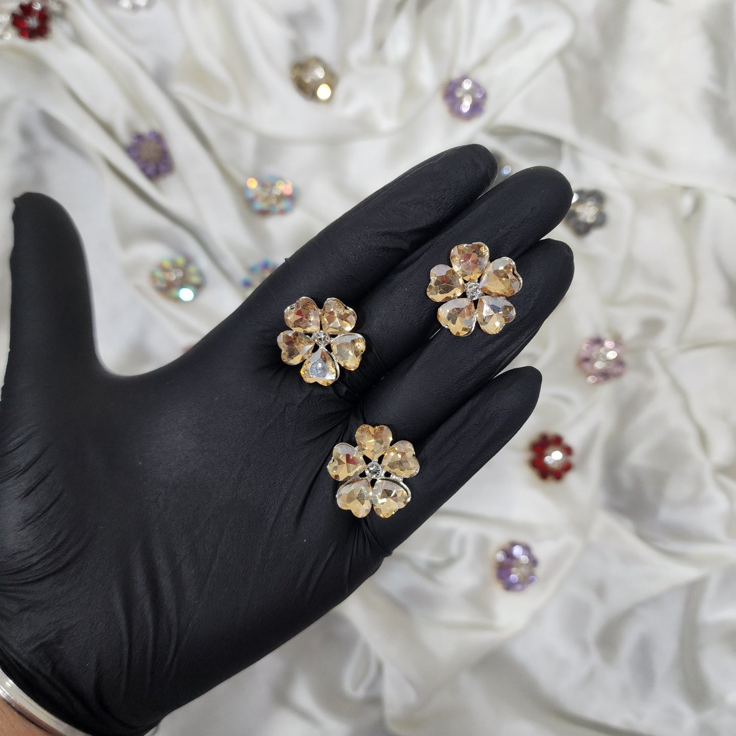 Pack of 3 Pieces Floral Design Crystal Stone Buttons Design 2