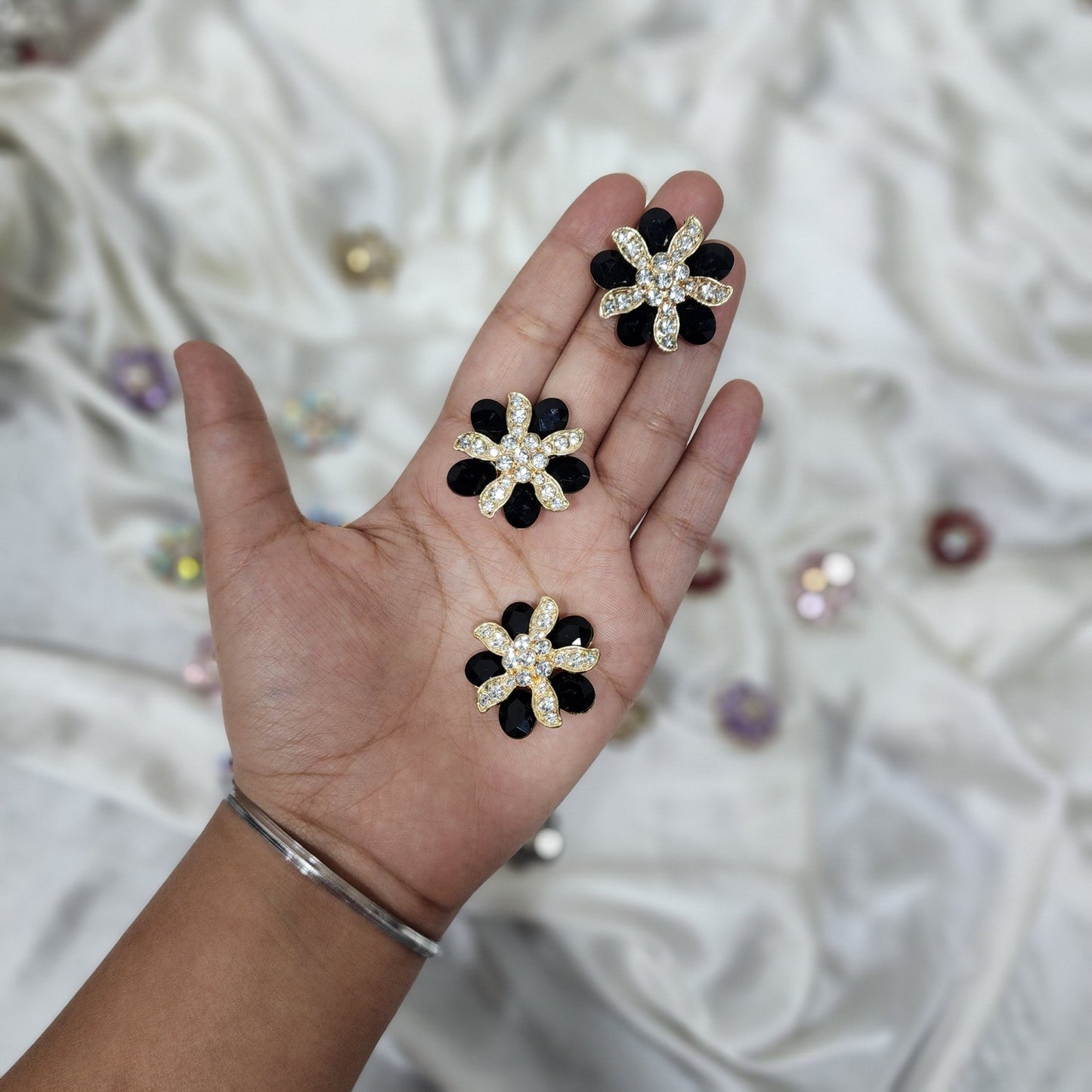 Pack of 3 Pieces Crystal Stone Buttons Design 3