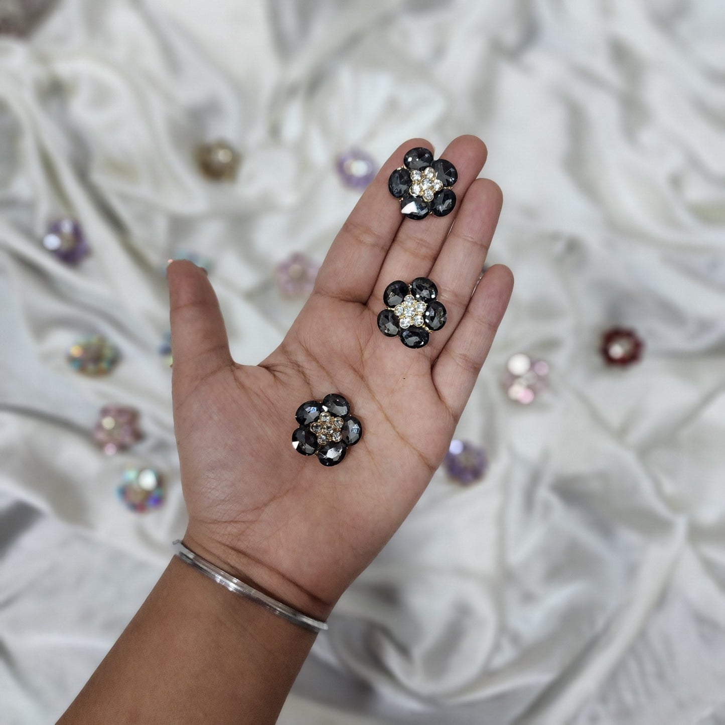 Pack of 3 Pieces Crystal Stone Buttons Design 5