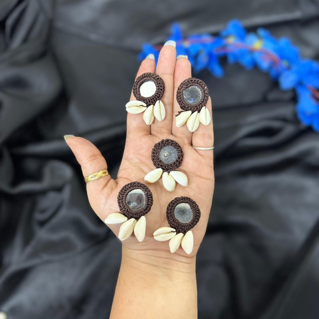 Fancy Mirror & Shell Tassel Button Set (5 Pieces)
