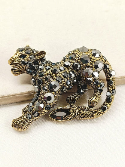 Premium Golden Color Leopard Design Brooch Lapel Pin with back pin