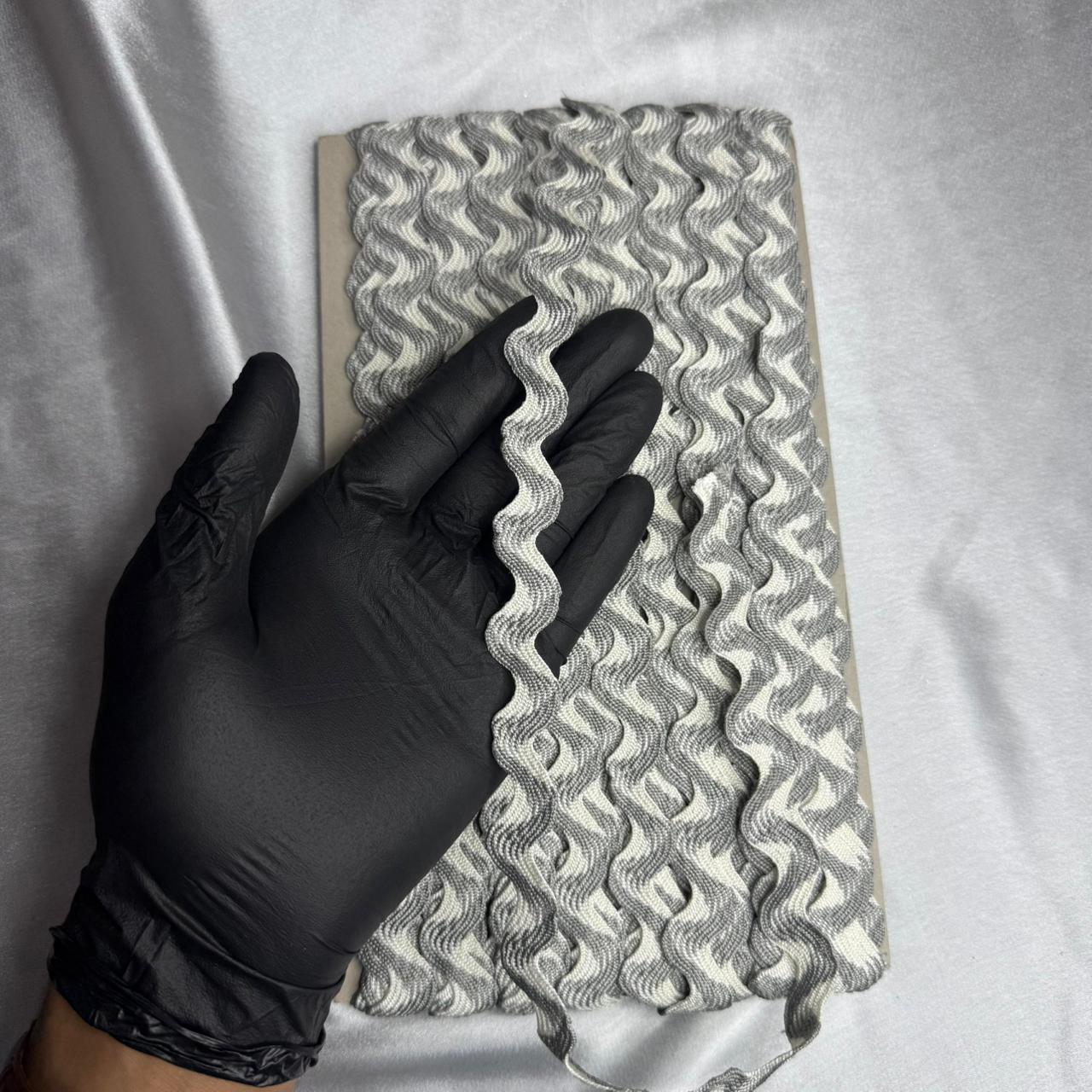 Unique Dual Color Zigzag Design Border
