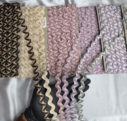 Unique Dual Color Zigzag Design Border