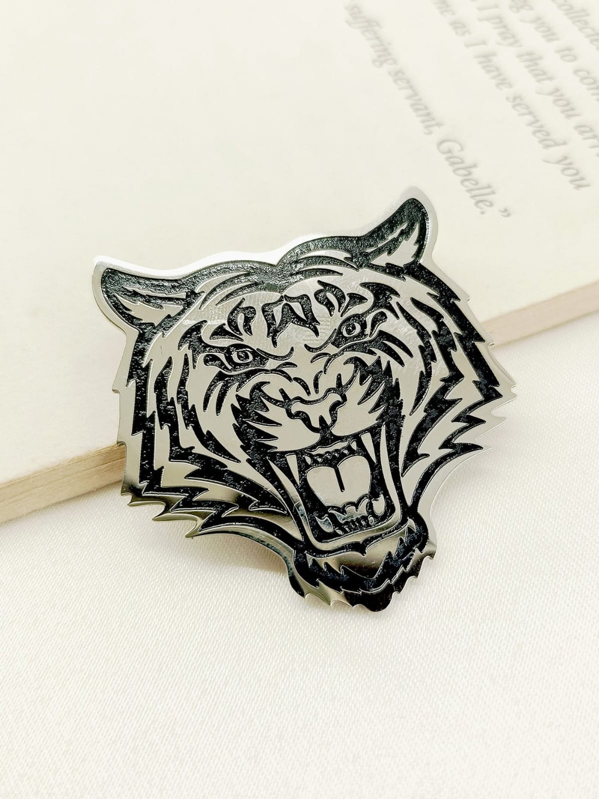 Silver Black Lion Face Brooch Lapel Pin with back pin